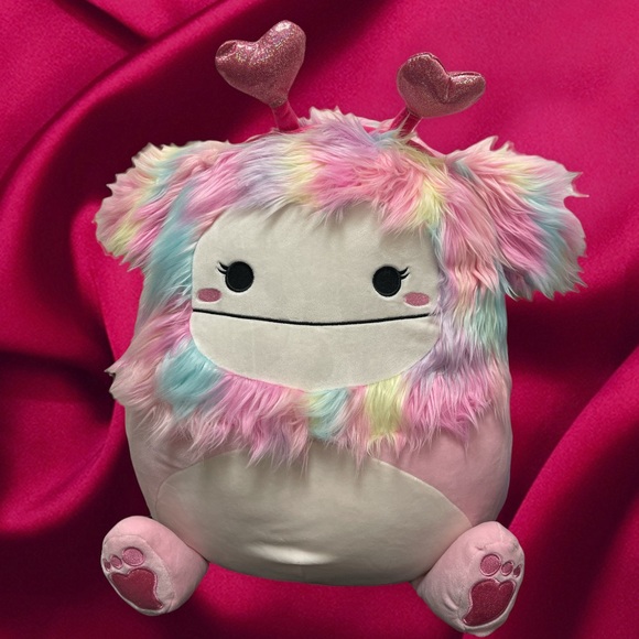 DORBRILLA 16” BIGFOOT RARE HTF VALENTINES SQUISHMALLOW ❤️❤️❤️❤️❤️❤️❤️❤️❤… - Picture 3 of 8